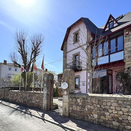 Posada Villa Rosa Reinosa Exterior foto